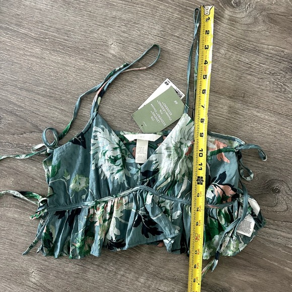 *NWT* H&M Cute Floral Crop Top w/ Side Ties - Picture 5 of 6